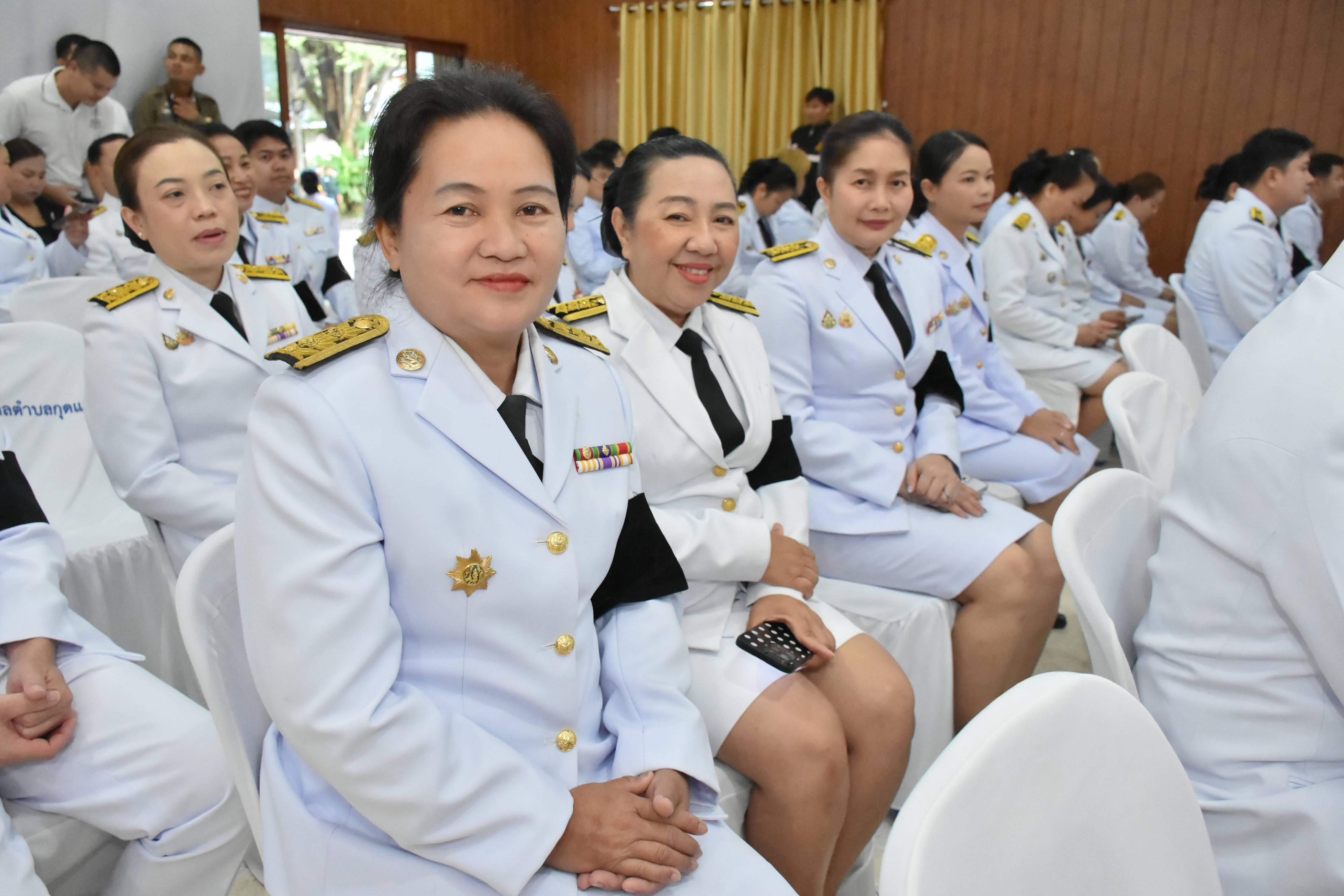 title - ทำบุญตักบาตรถวายพระราชกุศล เนื่องในวันคล้ายวันพระราชสมภพภพสมเด็จพระนางเจ้าสิริกิติ์ พระบรมราชินีนาถ พระบรมราชชนนีพ้นปีหลวง และวันแม่แห่งชาติ 